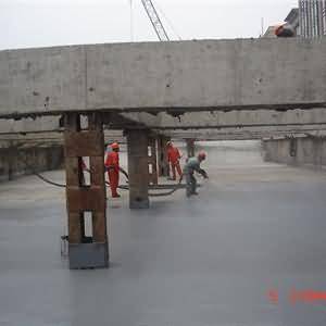 NPT聚脲噴涂材料在隧道防水應(yīng)用